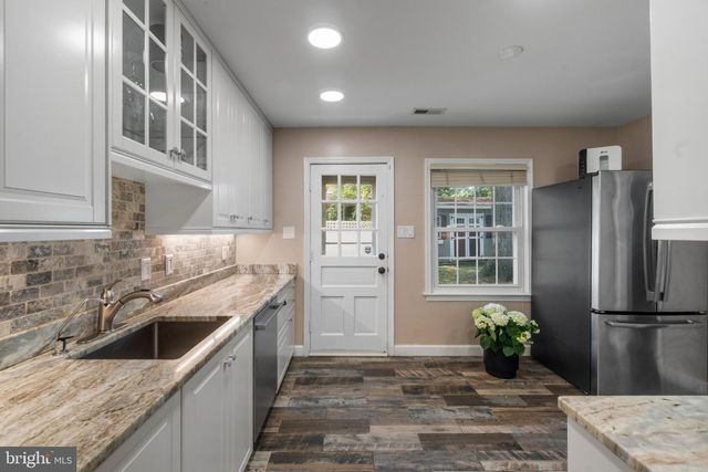117 OAKWOOD RD, Edgewater, MD 21037