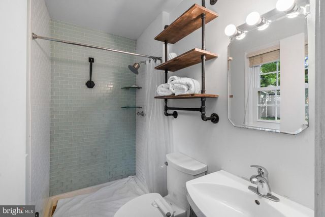 117 OAKWOOD RD, Edgewater, MD 21037