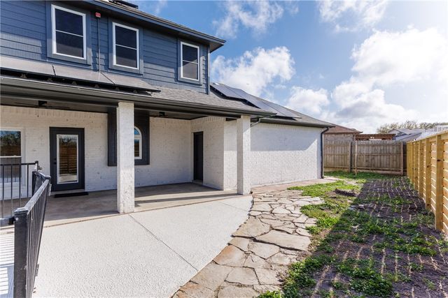 6402 Avignon St, Corpus Christi, TX 78414