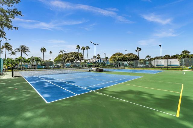 120 Ocean Dunes Circle, Jupiter, FL 33477