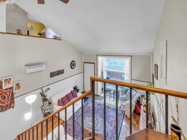 3534 WESTLEIGH St, Eugene, OR 97405