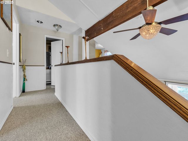 3534 WESTLEIGH St, Eugene, OR 97405