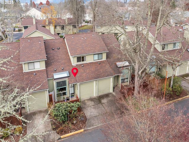 3534 WESTLEIGH St, Eugene, OR 97405