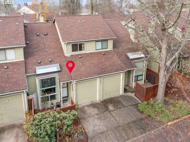 3534 WESTLEIGH St, Eugene, OR 97405