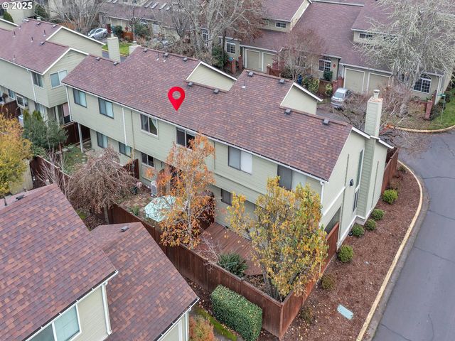 3534 WESTLEIGH St, Eugene, OR 97405