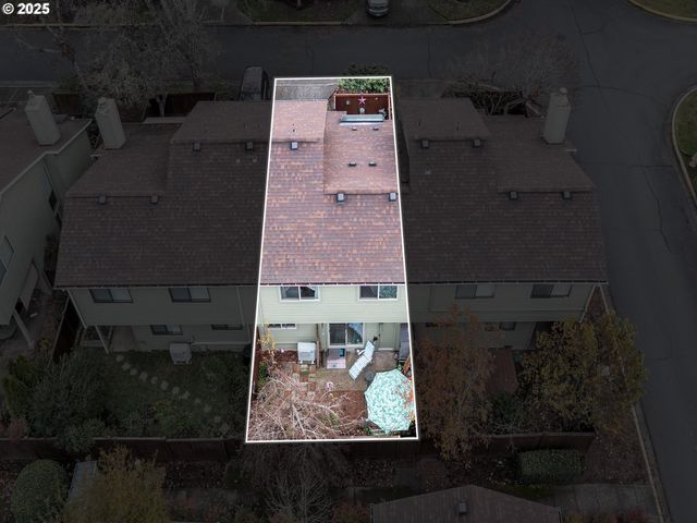 3534 WESTLEIGH St, Eugene, OR 97405