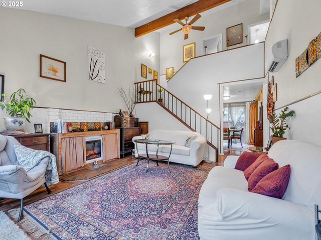 3534 WESTLEIGH St, Eugene, OR 97405