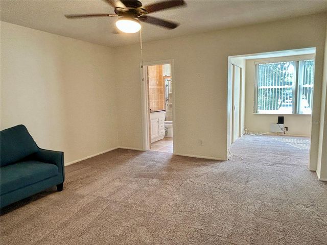 2070 WORLD PARKWAY BOULEVARD 36, Clearwater, FL 33763