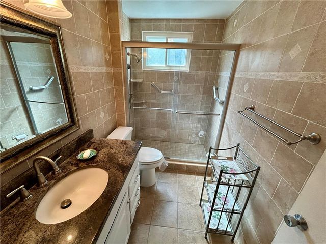2070 WORLD PARKWAY BOULEVARD 36, Clearwater, FL 33763