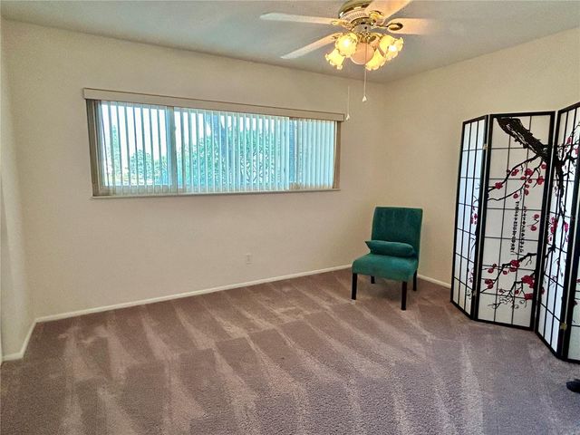 2070 WORLD PARKWAY BOULEVARD 36, Clearwater, FL 33763