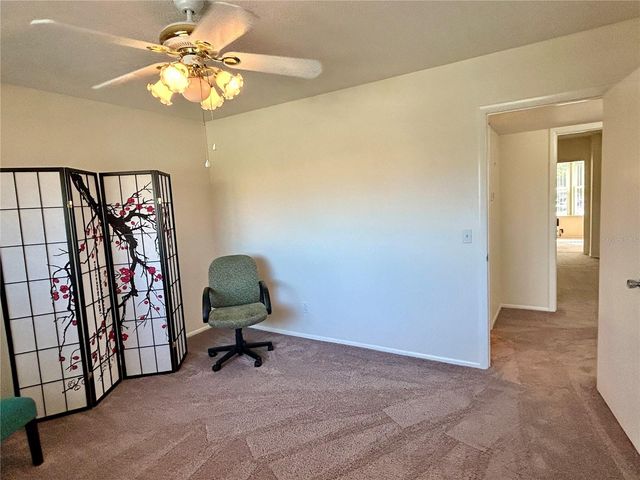 2070 WORLD PARKWAY BOULEVARD 36, Clearwater, FL 33763