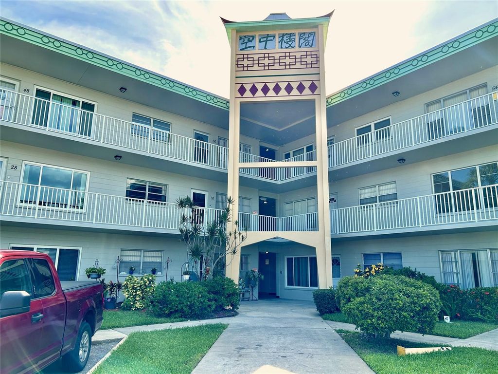 2070 WORLD PARKWAY BOULEVARD 36, Clearwater, FL 33763
