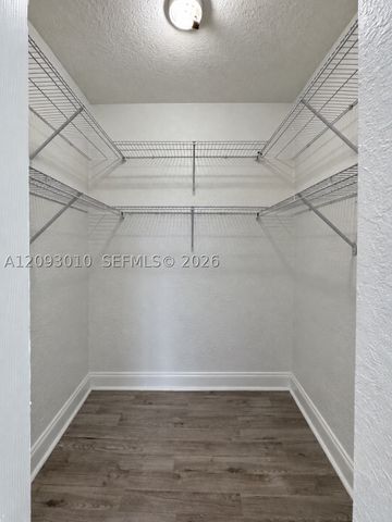 9731 Hammocks Blvd 204B, Miami, FL 33196