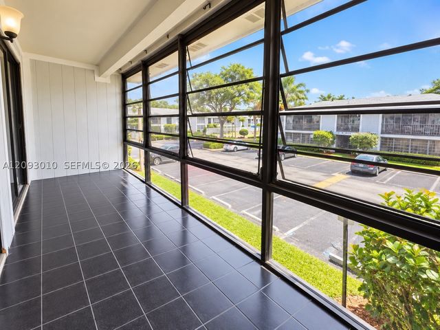 9731 Hammocks Blvd 204B, Miami, FL 33196