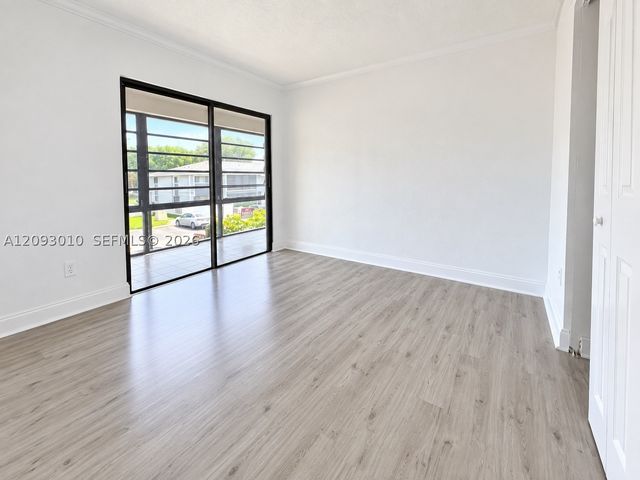 9731 Hammocks Blvd 204B, Miami, FL 33196