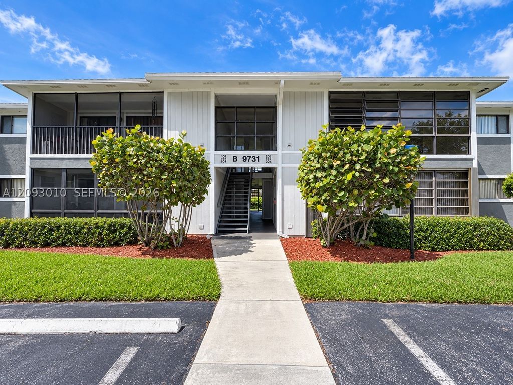 9731 Hammocks Blvd 204B, Miami, FL 33196