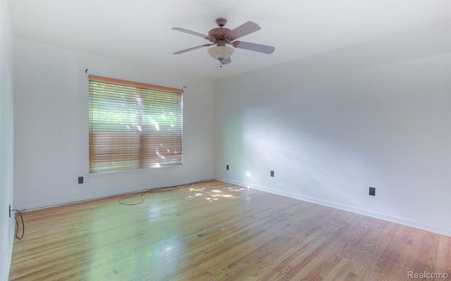 3930 DUNNING Road, Rochester Hills, MI 48309