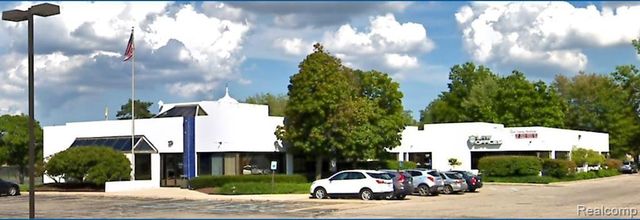 33200 Dequindre Road, Sterling Heights, MI 48310