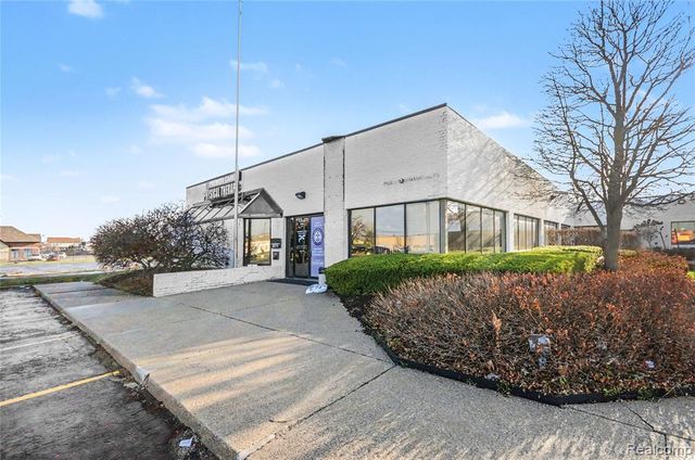 33200 Dequindre Road, Sterling Heights, MI 48310