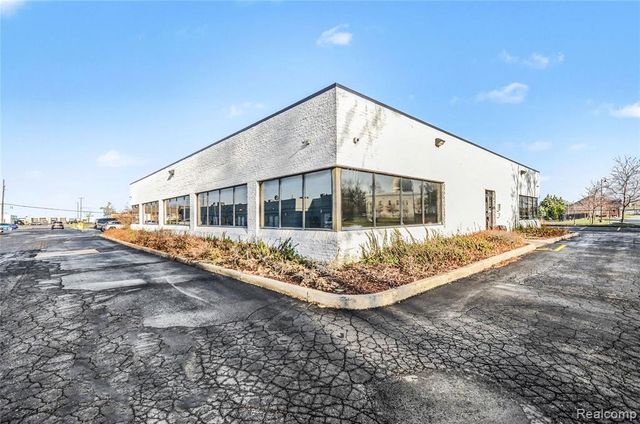 33200 Dequindre Road, Sterling Heights, MI 48310