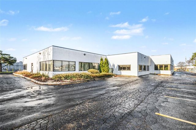 33200 Dequindre Road, Sterling Heights, MI 48310