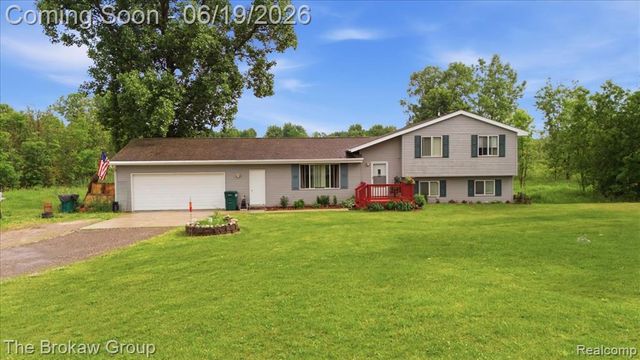 4495 Groveland Road, Ortonville, MI 48462