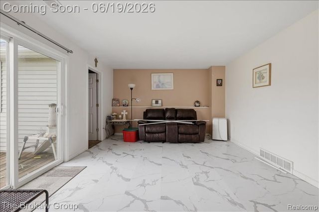4495 Groveland Road, Ortonville, MI 48462