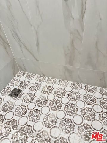 900 N Alfred Street 2, Los Angeles, CA 90069