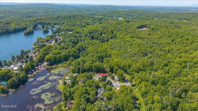 12 Whitney Drive, Nassau, NY 12123
