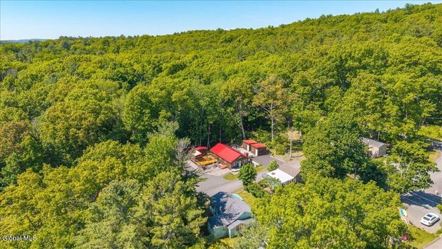 12 Whitney Drive, Nassau, NY 12123