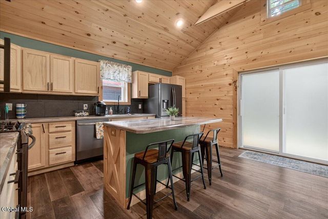 12 Whitney Drive, Nassau, NY 12123