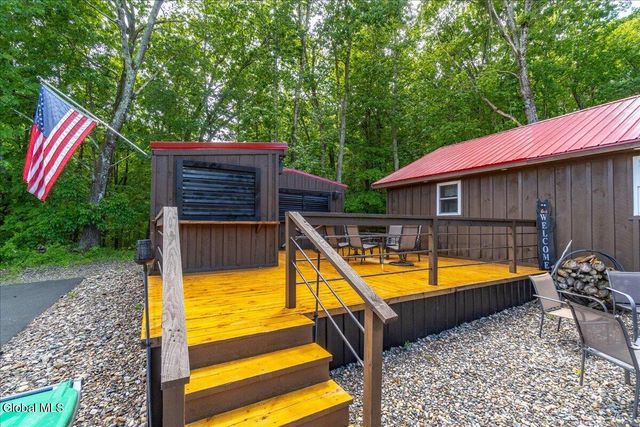 12 Whitney Drive, Nassau, NY 12123