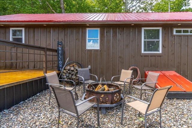 12 Whitney Drive, Nassau, NY 12123