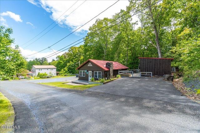 12 Whitney Drive, Nassau, NY 12123