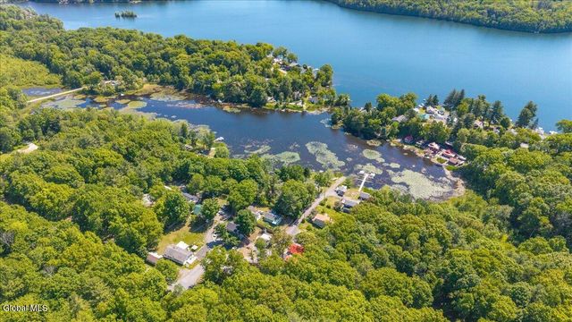 12 Whitney Drive, Nassau, NY 12123