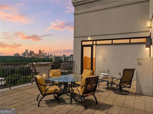 2233 Peachtree Road NE 1602, Atlanta, GA 30309