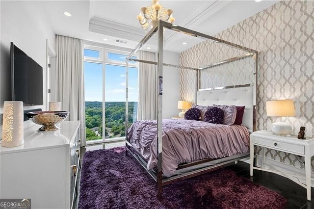 2233 Peachtree Road NE 1602, Atlanta, GA 30309