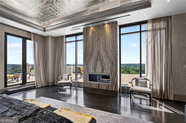 2233 Peachtree Road NE 1602, Atlanta, GA 30309