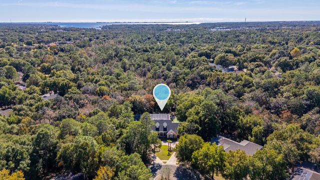 2096 Lindsey Lane, Niceville, FL 32578