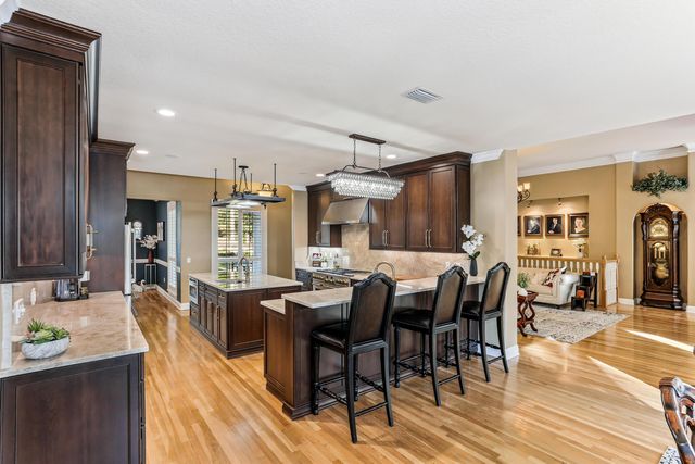 2096 Lindsey Lane, Niceville, FL 32578