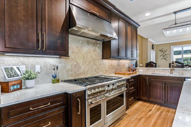 2096 Lindsey Lane, Niceville, FL 32578