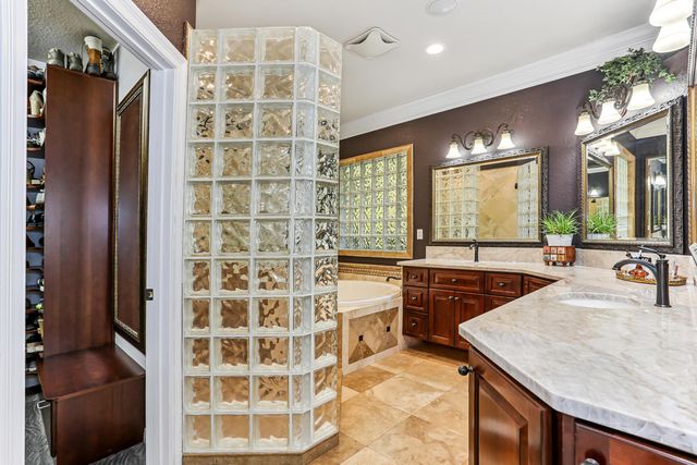 2096 Lindsey Lane, Niceville, FL 32578