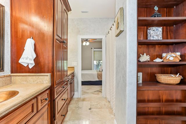 2096 Lindsey Lane, Niceville, FL 32578