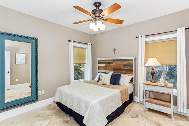 2096 Lindsey Lane, Niceville, FL 32578