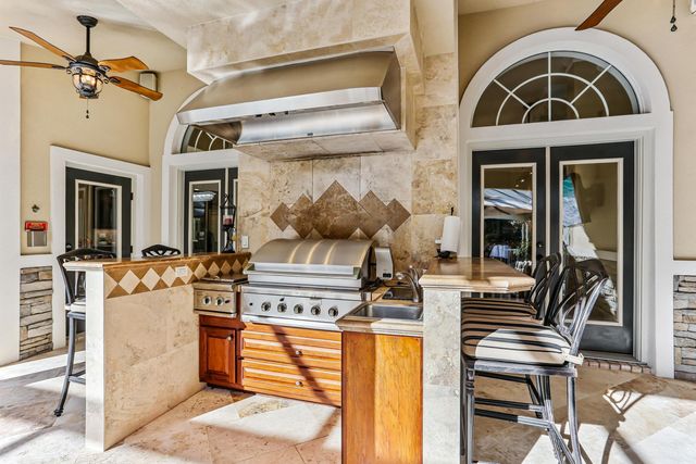 2096 Lindsey Lane, Niceville, FL 32578