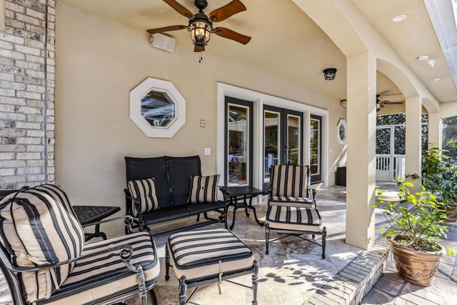 2096 Lindsey Lane, Niceville, FL 32578