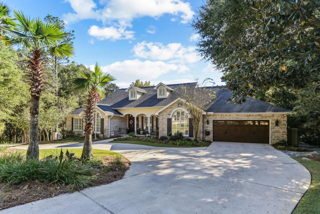 2096 Lindsey Lane, Niceville, FL 32578