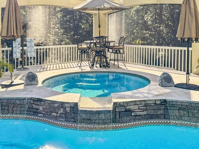 2096 Lindsey Lane, Niceville, FL 32578