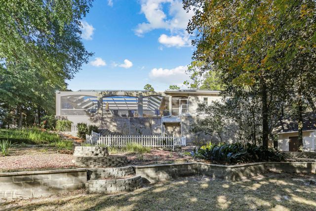 2096 Lindsey Lane, Niceville, FL 32578