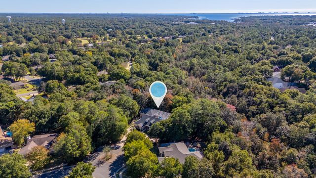 2096 Lindsey Lane, Niceville, FL 32578
